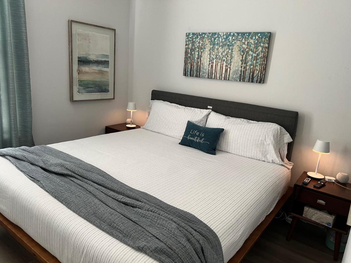 New Centennial Park Luxury Smart Home W Courtyard Fayetteville Eksteriør bilde